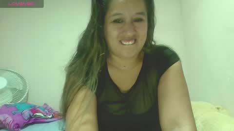 Snapshot of alahia_fox chatting on January 2025 09:52:01 PM alahia online show from January 2025 09:52:01 PM