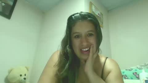 Snapshot of alahia_fox chatting on January 2025 08:35:02 AM alahia online show from January 2025 08:35:02 AM