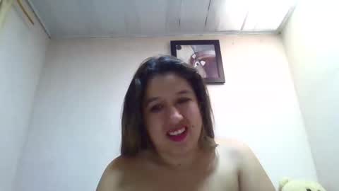 Snapshot of alahia_fox chatting on March 2025 05:06:02 PM alahia online show from March 2025 05:06:02 PM