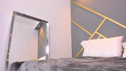 Snapshot of alaia_colins chatting on January 2025 05:20:02 AM alaia_colins online show from January 2025 05:20:02 AM