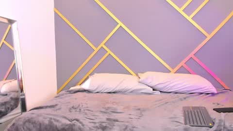 Snapshot of alaia_colins chatting on January 2025 01:21:01 PM alaia_colins online show from January 2025 01:21:01 PM