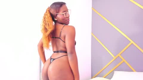 Snapshot of alaia_colins chatting on February 2025 05:10:01 AM alaia_colins online show from February 2025 05:10:01 AM