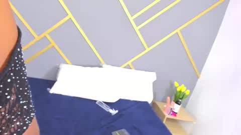 Snapshot of alaia_colins chatting on February 2025 04:13:02 PM alaia_colins online show from February 2025 04:13:02 PM