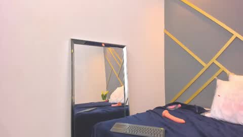 Snapshot of alaia_colins chatting on February 2025 01:38:01 PM alaia_colins online show from February 2025 01:38:01 PM