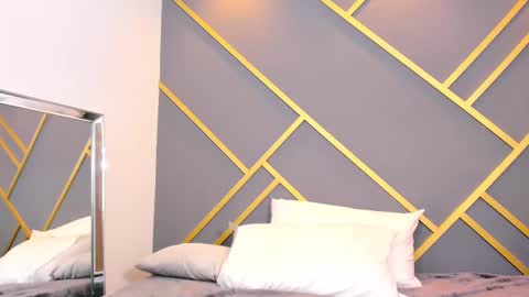 Snapshot of alaia_colins chatting on March 2025 07:43:02 AM alaia_colins online show from March 2025 07:43:02 AM