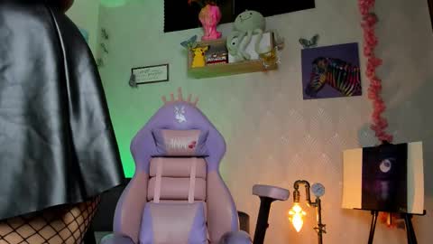 Snapshot of alaia_love77 chatting on October 2025 09:55:01 PM Alaia online show from October 2025 09:55:01 PM