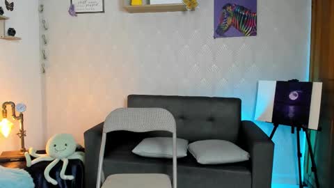 Snapshot of alaia_love77 chatting on November 2025 09:59:02 PM Alaia online show from November 2025 09:59:02 PM