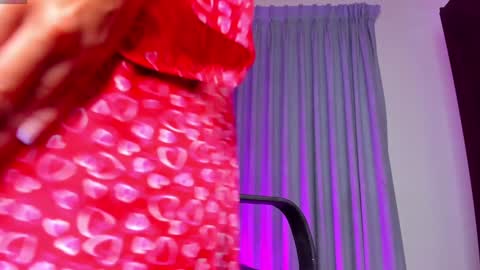 Alaia  online show from December 2024 02:43:02 PM