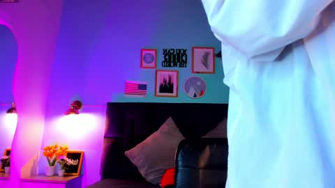  Alaia  online show from December 2024 11:41:02 AM