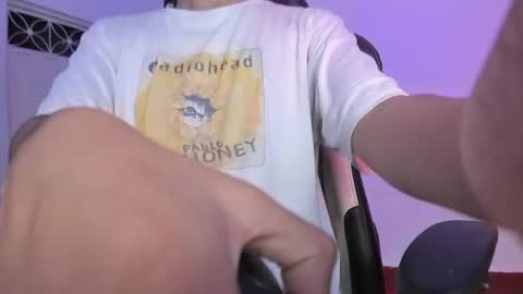 Snapshot of alan18n chatting on February 2025 01:35:01 AM alan18n online show from February 2025 01:35:01 AM