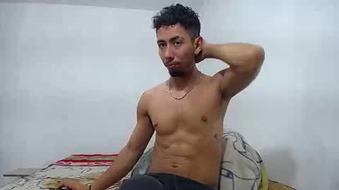 Snapshot of alan_gay chatting on November 2025 02:18:01 PM Alan online show from November 2025 02:18:01 PM