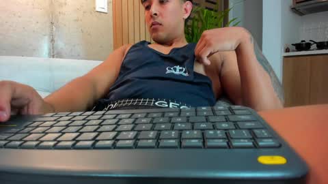 Snapshot of alan_greek_1 chatting on December 2024 02:20:02 AM Alan greek online show from December 2024 02:20:02 AM