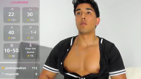 Snapshot of alan_greek_1 chatting on December 2024 04:52:01 AM Alan greek online show from December 2024 04:52:01 AM