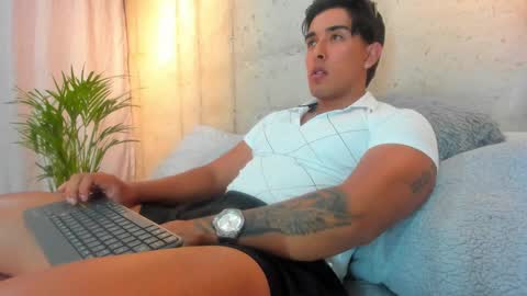 Snapshot of alan_greek_1 chatting on January 2025 12:49:01 AM Alan greek online show from January 2025 12:49:01 AM