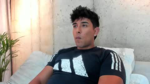 Snapshot of alan_greek_1 chatting on February 2025 02:16:01 AM Alan greek online show from February 2025 02:16:01 AM