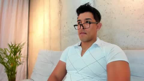 Snapshot of alan_greek_1 chatting on February 2025 09:41:01 AM Alan greek online show from February 2025 09:41:01 AM