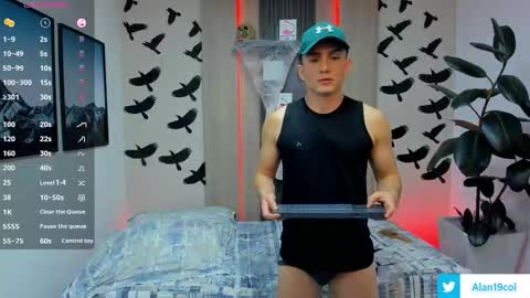 Snapshot of alan_nd_kevin chatting on October 2025 07:12:02 PM Alan Kevin can we reach 100 thumbs up please guys online show from October 2025 07:12:02 PM