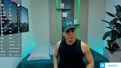 Snapshot of alan_nd_kevin chatting on November 2025 07:02:02 PM Alan Kevin can we reach 100 thumbs up please guys online show from November 2025 07:02:02 PM