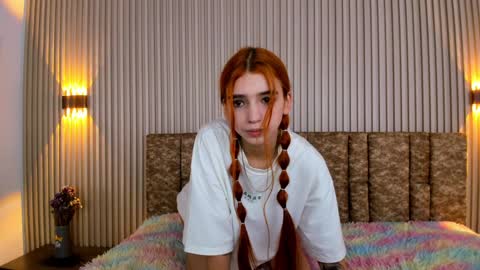A L A N A  online show from December 2024 12:18:02 PM