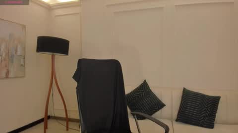 Alana online show from October 2025 12:05:01 PM