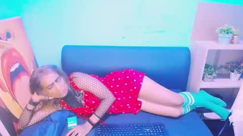 Snapshot of alanadelray chatting on December 2024 10:55:01 AM alanadelray online show from December 2024 10:55:01 AM