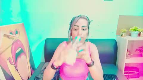 Snapshot of alanadelray chatting on December 2024 11:07:02 AM alanadelray online show from December 2024 11:07:02 AM