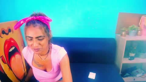 Snapshot of alanadelray chatting on January 2025 07:08:02 AM alanadelray online show from January 2025 07:08:02 AM