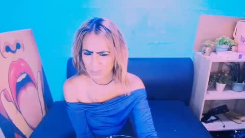 Snapshot of alanadelray chatting on January 2025 07:07:02 AM alanadelray online show from January 2025 07:07:02 AM