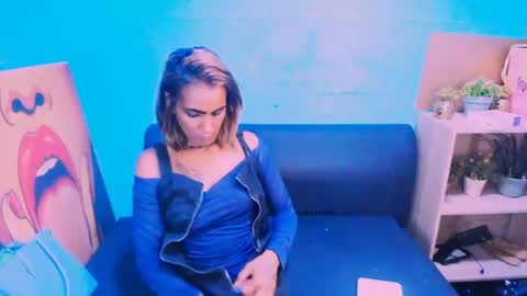 Snapshot of alanadelray chatting on January 2025 02:28:02 PM alanadelray online show from January 2025 02:28:02 PM