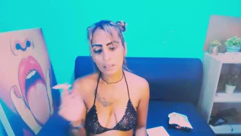 Snapshot of alanadelray chatting on February 2025 09:41:02 PM alanadelray online show from February 2025 09:41:02 PM