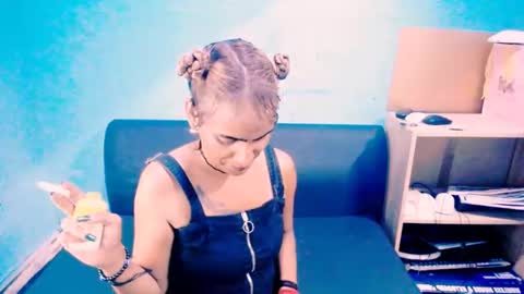 Snapshot of alanadelray chatting on February 2025 08:09:02 AM alanadelray online show from February 2025 08:09:02 AM