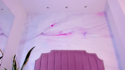 Snapshot of alanakim_ chatting on October 2025 11:21:02 AM Alana Kim online show from October 2025 11:21:02 AM