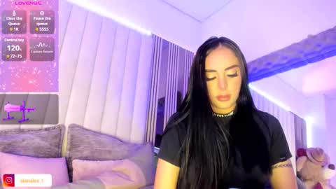 Marianna online show from October 2025 04:07:01 AM