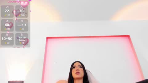 Alanaa Rosee  online show from October 2025 09:14:02 PM