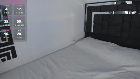 alanblack1 online show from October 2025 12:13:02 PM