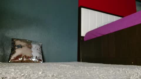 Snapshot of alanna_gold chatting on October 2025 04:21:02 AM Alanna online show from October 2025 04:21:02 AM