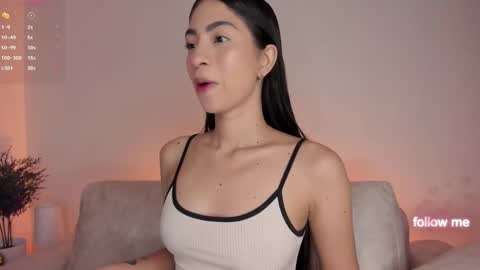 Snapshot of alannah__ chatting on October 2025 10:08:01 AM online show from October 2025 10:08:01 AM