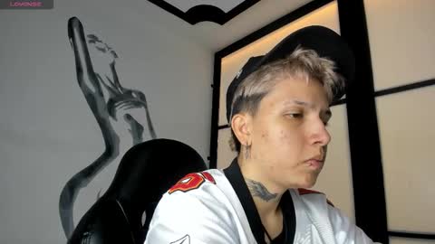 alanred_ online show from September 2025 05:00:02 AM