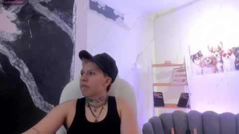 alanred_ online show from September 2025 04:51:02 AM