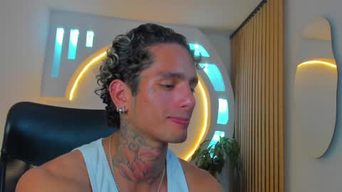 alan online show from January 2025 04:44:02 AM