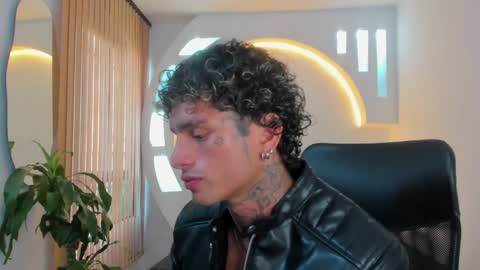 alan online show from January 2025 01:02:01 PM