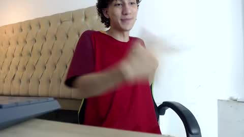 Snapshot of alantrickz365 chatting on October 2025 02:34:01 AM alantrickz365 online show from October 2025 02:34:01 AM