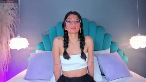 Snapshot of alassiahocthner chatting on September 2025 11:59:01 AM Alassia Hocthner online show from September 2025 11:59:01 AM