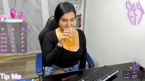 Alaya online show from October 2025 01:06:02 AM