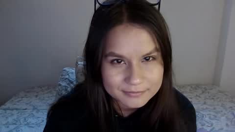 alba_toro535670 online show from December 2024 03:00:02 PM