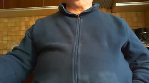 Snapshot of albert29 chatting on October 2025 03:46:02 PM albert29 online show from October 2025 03:46:02 PM