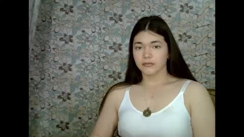 Snapshot of albi_glow chatting on October 2025 02:21:02 AM Albi online show from October 2025 02:21:02 AM