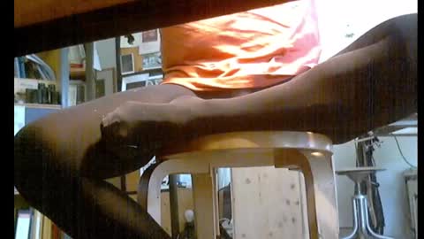 aldolechat online show from October 2025 06:56:02 AM