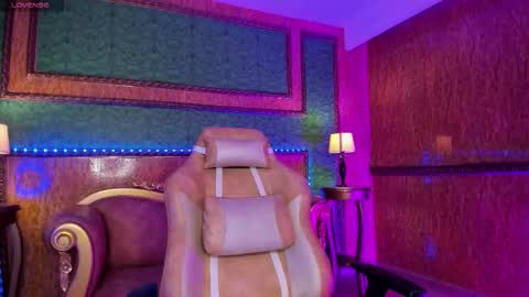 Snapshot of ale_sweety_ chatting on November 2025 12:19:02 PM Aleja Online GTM-5 700 1400 online show from November 2025 12:19:02 PM