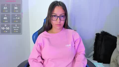 aleaa  online show from October 2025 01:06:02 AM